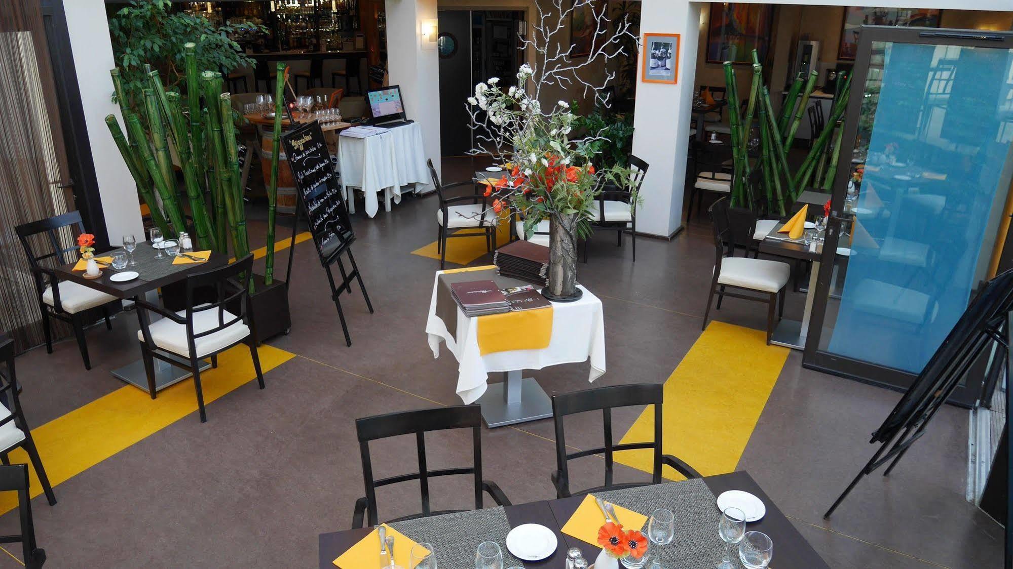 和田餐厅酒店 加龙河畔波泰 外观 照片